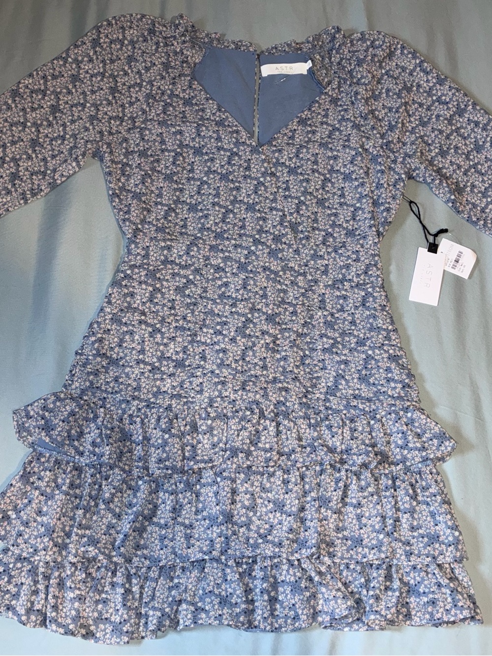 ASTR Blue Floral Tiered Ruffle Mini Dress women’s size Small
